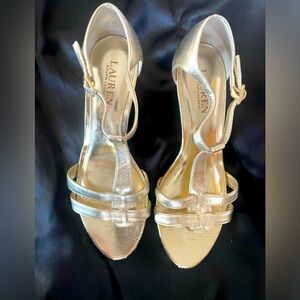 LAUREN RALPH LAUREN STRAPPY WEDGE METALLIC SANDALS SIZE 8.5 ANKLE BUCKLE CLOSURE